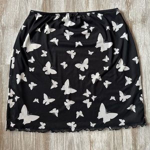 Wild fable black and white butterfly skirt